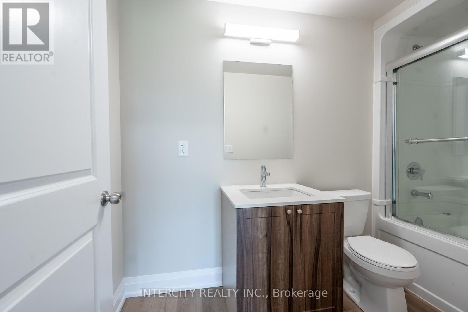 #327 50 HERRICK AVENUE - 21
