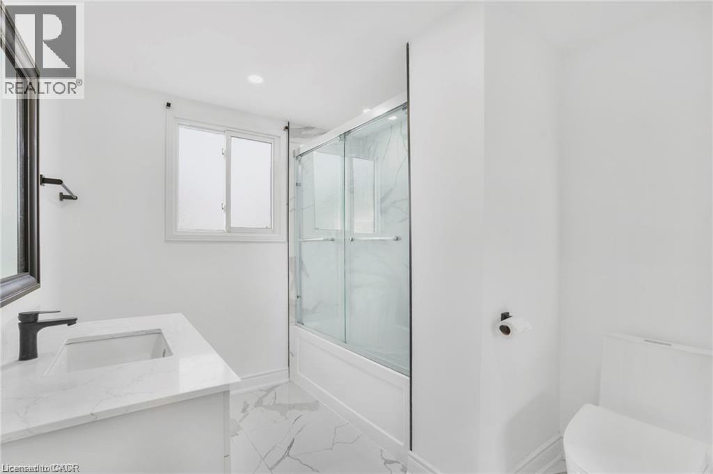 68 YORK Road, Dundas, Ontario, L9H1L7 — Photo 32