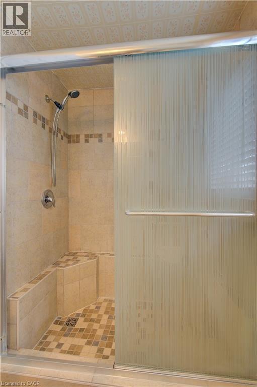 19 WHITE OWL Crescent, Brantford, Ontario, N3P1A1 — Photo 18