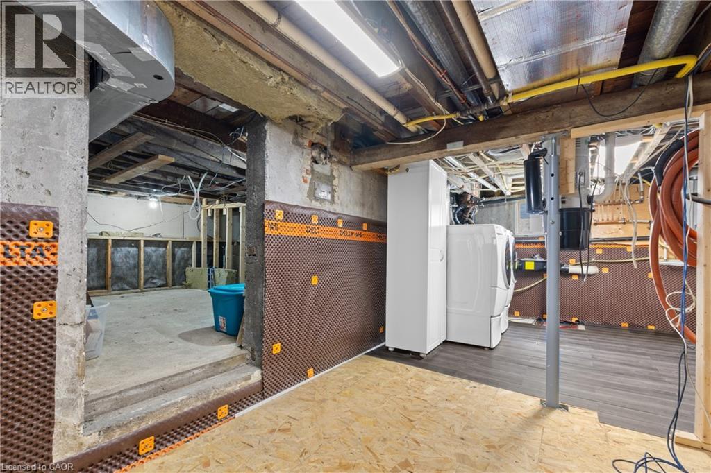204 BEACH Boulevard, Hamilton, Ontario, L8H6V9 — Photo 32