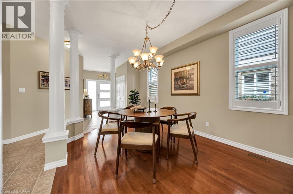 835 BRANDENBURG Boulevard, Waterloo, Ontario, N2T2X3 — Photo 14