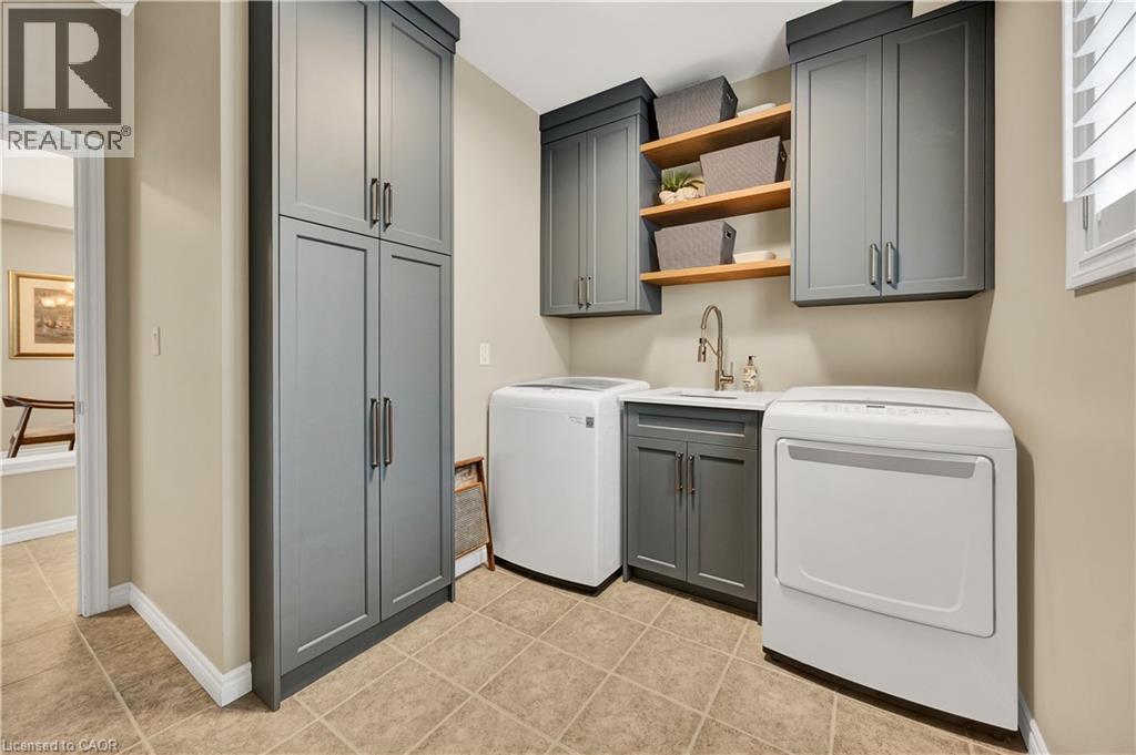 835 BRANDENBURG Boulevard, Waterloo, Ontario, N2T2X3 — Photo 16