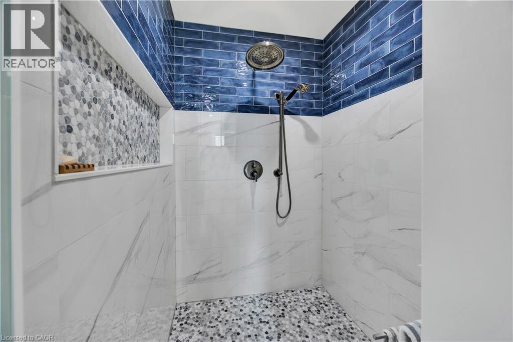 835 BRANDENBURG Boulevard, Waterloo, Ontario, N2T2X3 — Photo 25