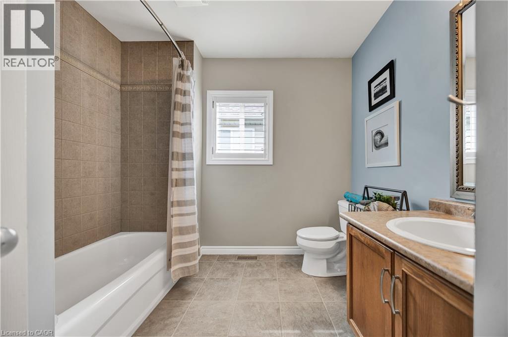835 BRANDENBURG Boulevard, Waterloo, Ontario, N2T2X3 — Photo 29