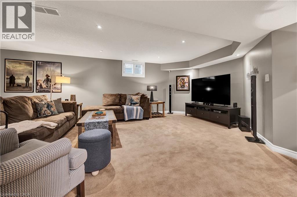 835 BRANDENBURG Boulevard, Waterloo, Ontario, N2T2X3 — Photo 31