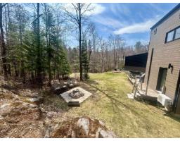 6 Rue Du Butor, Val Des Monts, QC J8N0B7 Photo 38