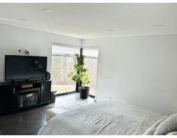 6 Rue Du Butor, Val Des Monts, QC J8N0B7 Photo 24