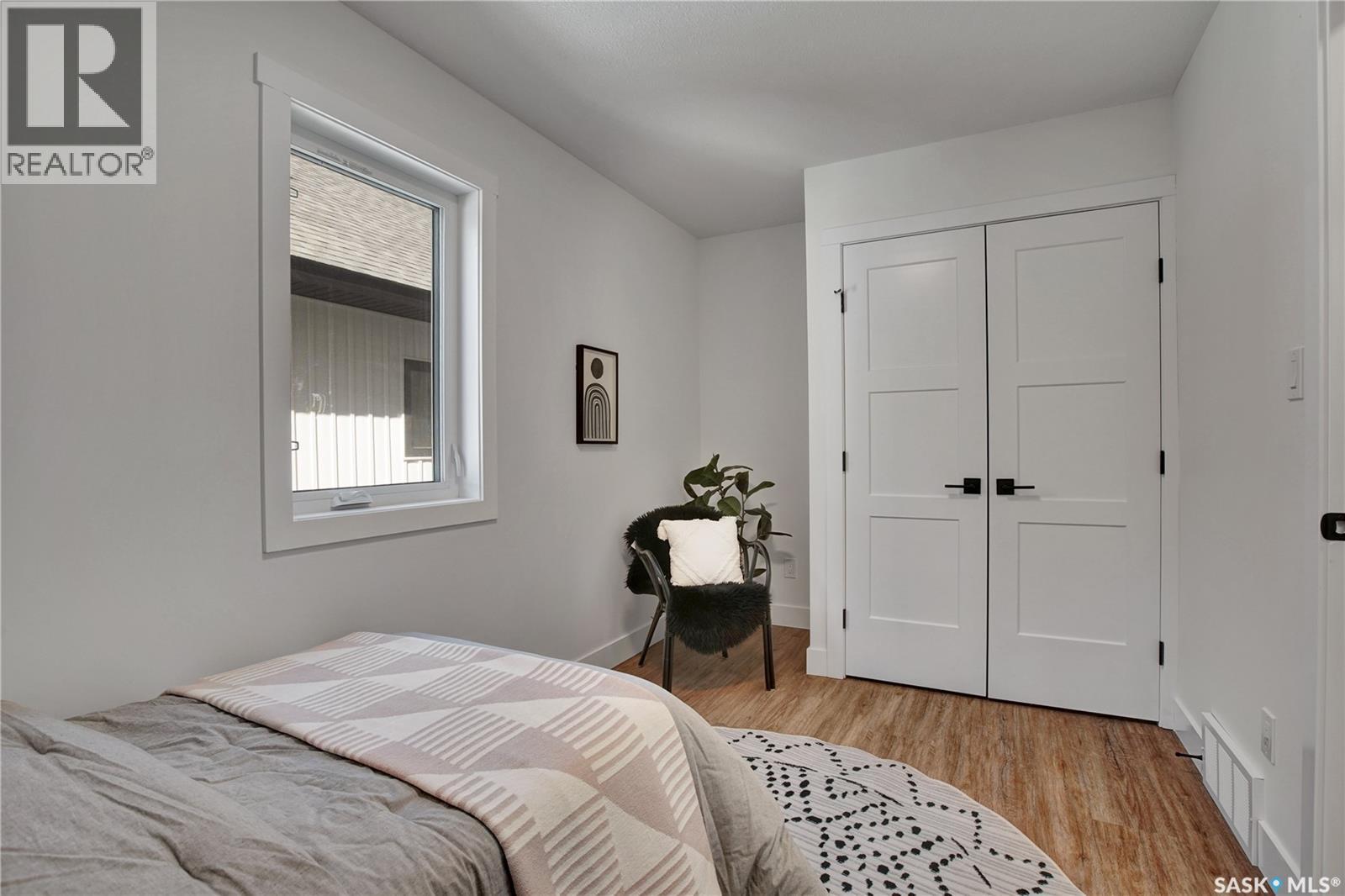 105 Emma CRESCENT - 17