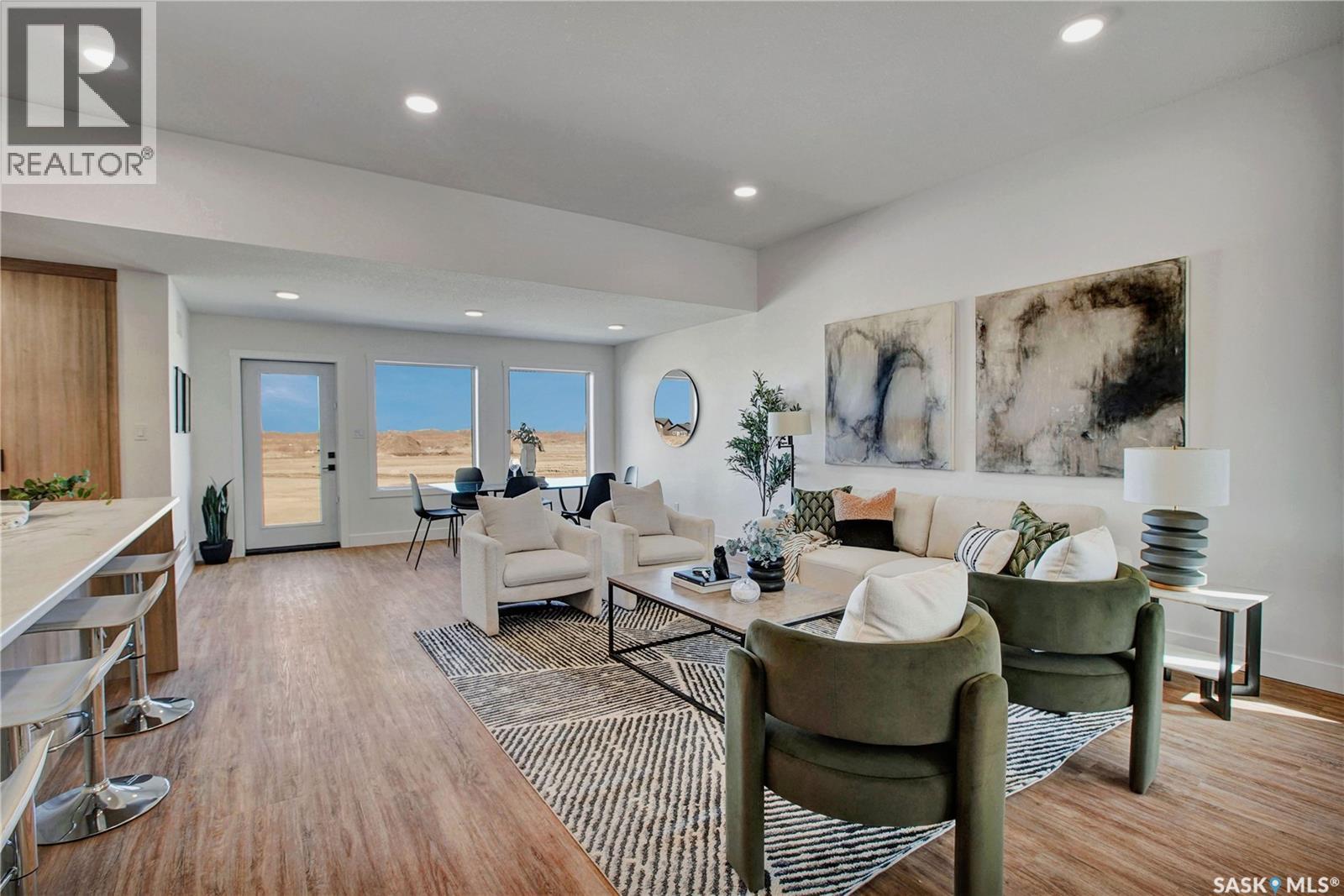 105 Emma CRESCENT - 5