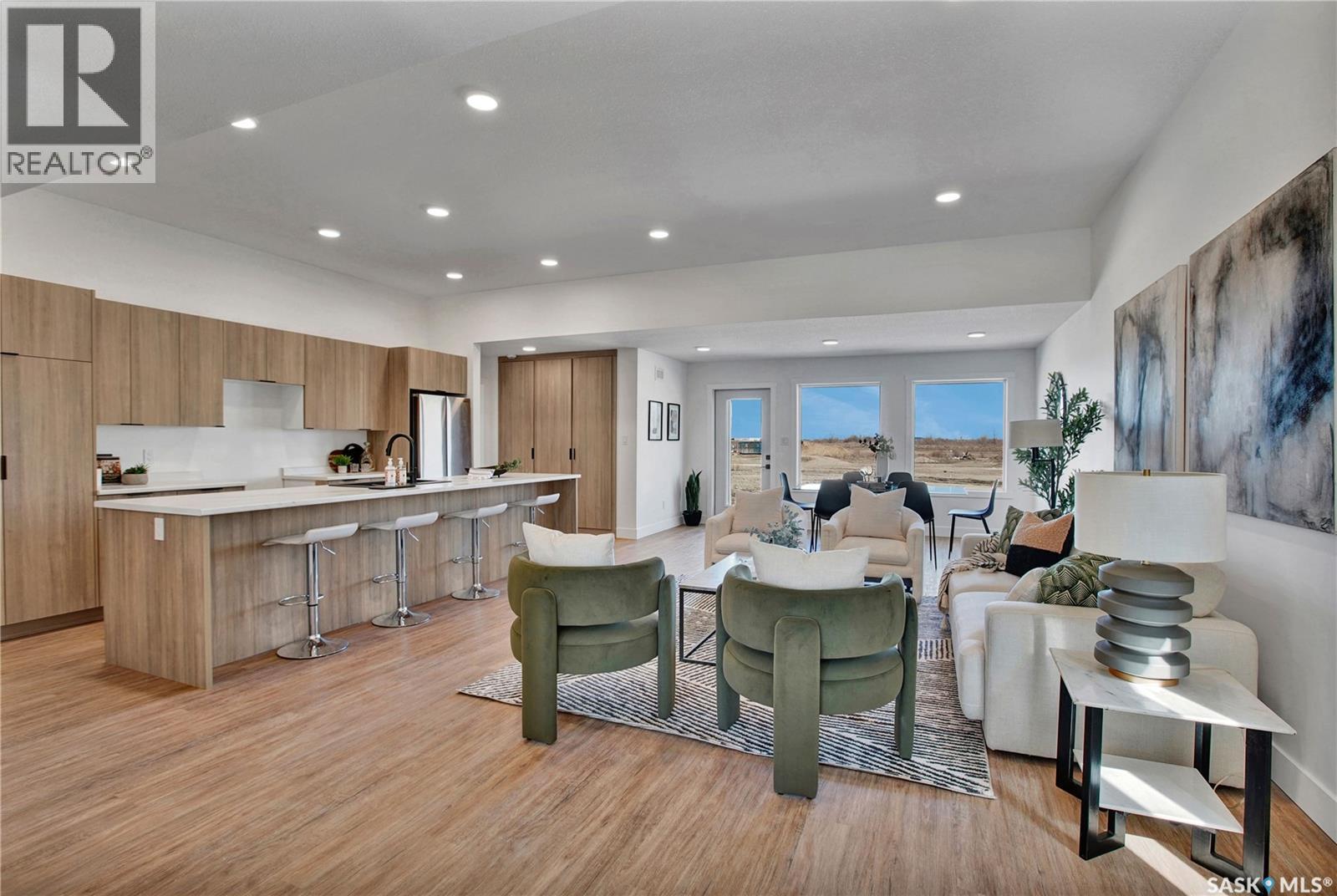 105 Emma CRESCENT - 7