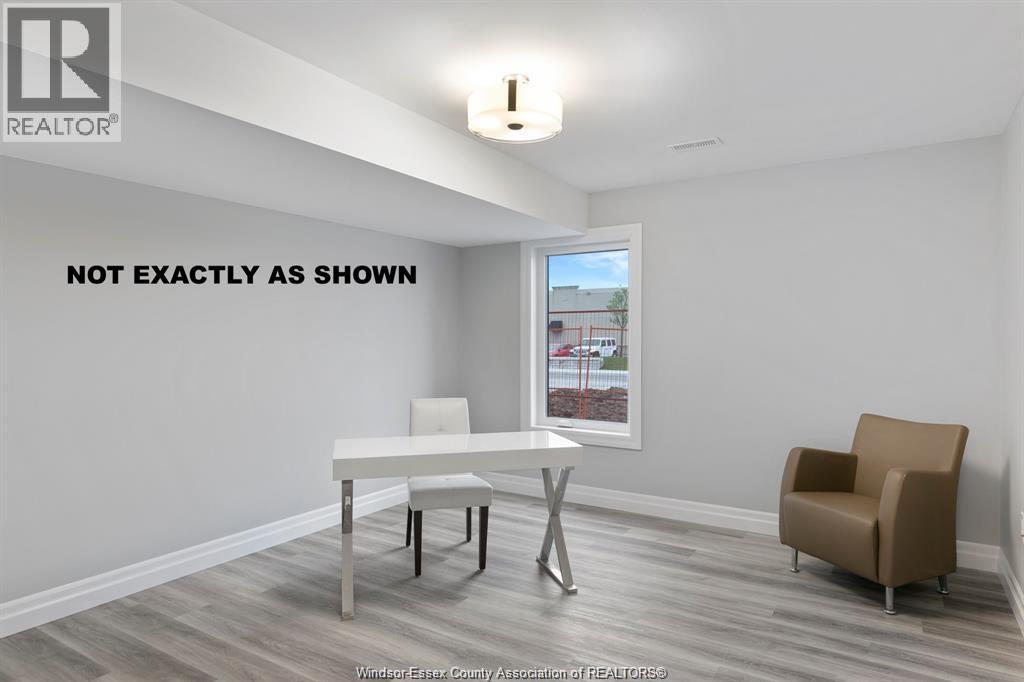 713 BROWNSTONE ROAD, Lakeshore, Ontario, N9K0A8 — Photo 2