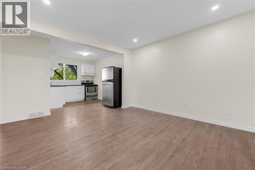 62 BOND Street, Kitchener, Ontario, N2H4S5 — Photo 31