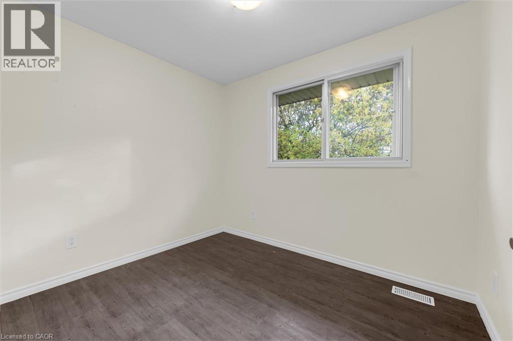 62 BOND Street, Kitchener, Ontario, N2H4S5 — Photo 24