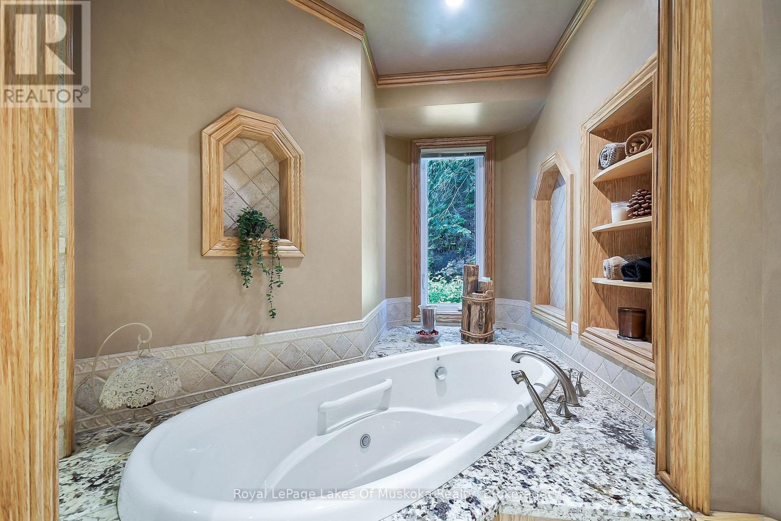 103 SOUTHBANK DRIVE - 26