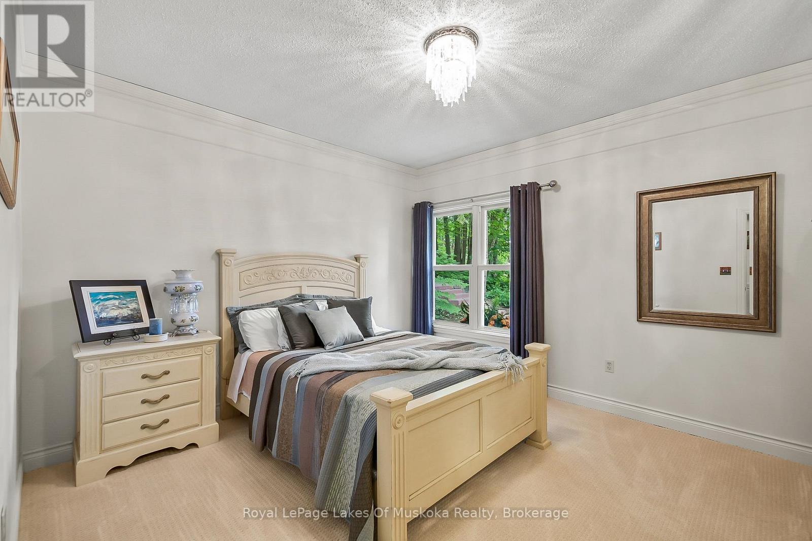 103 SOUTHBANK DRIVE - 29