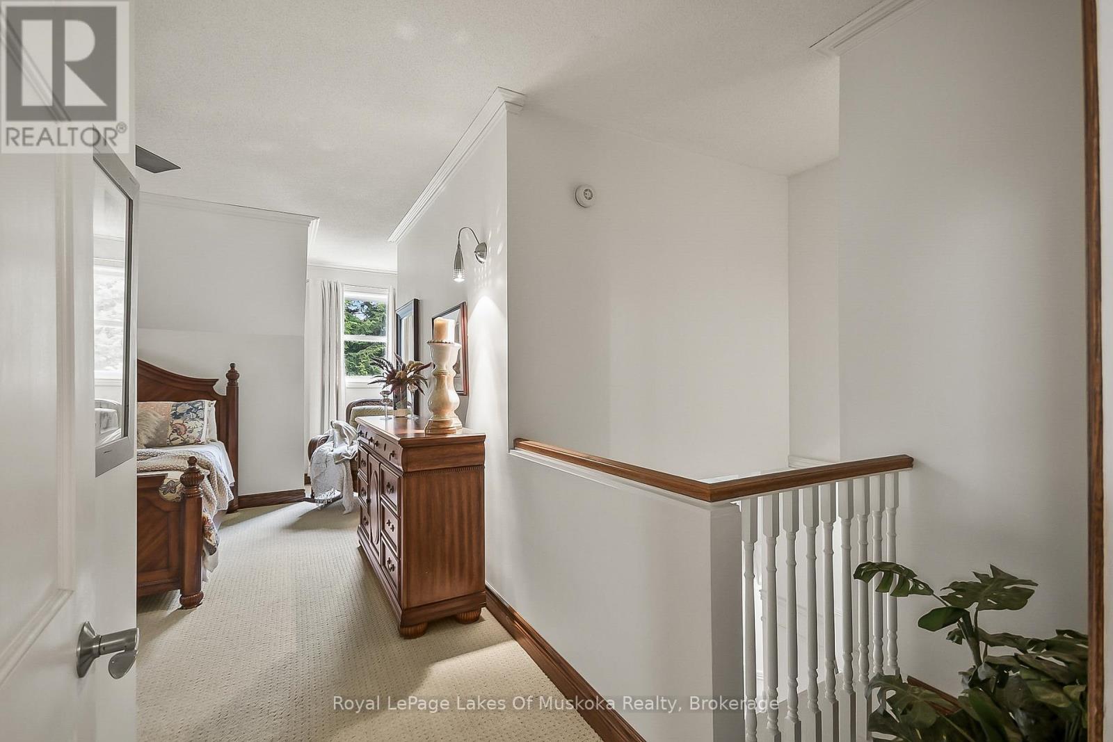 103 SOUTHBANK DRIVE - 31