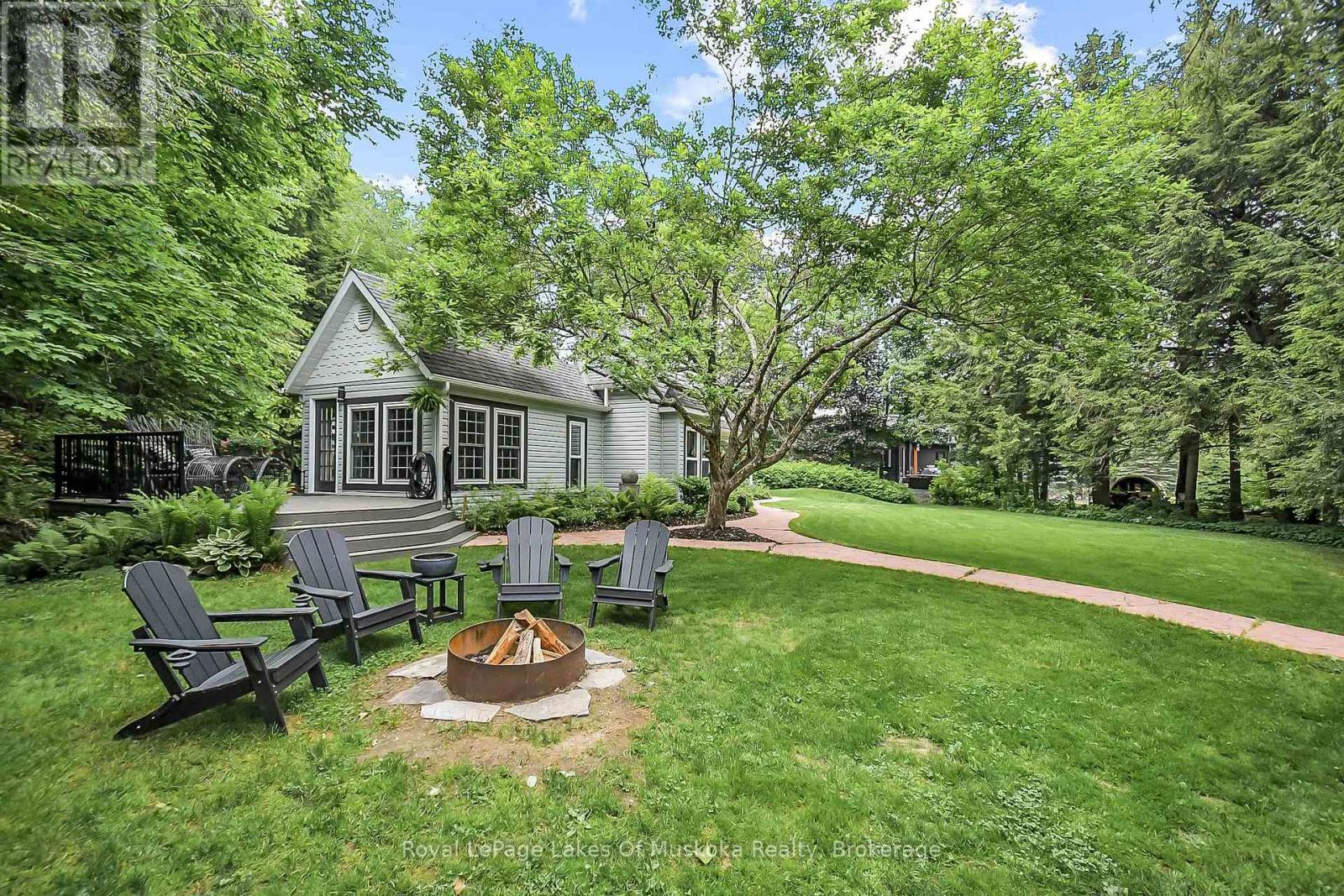103 SOUTHBANK DRIVE - 7