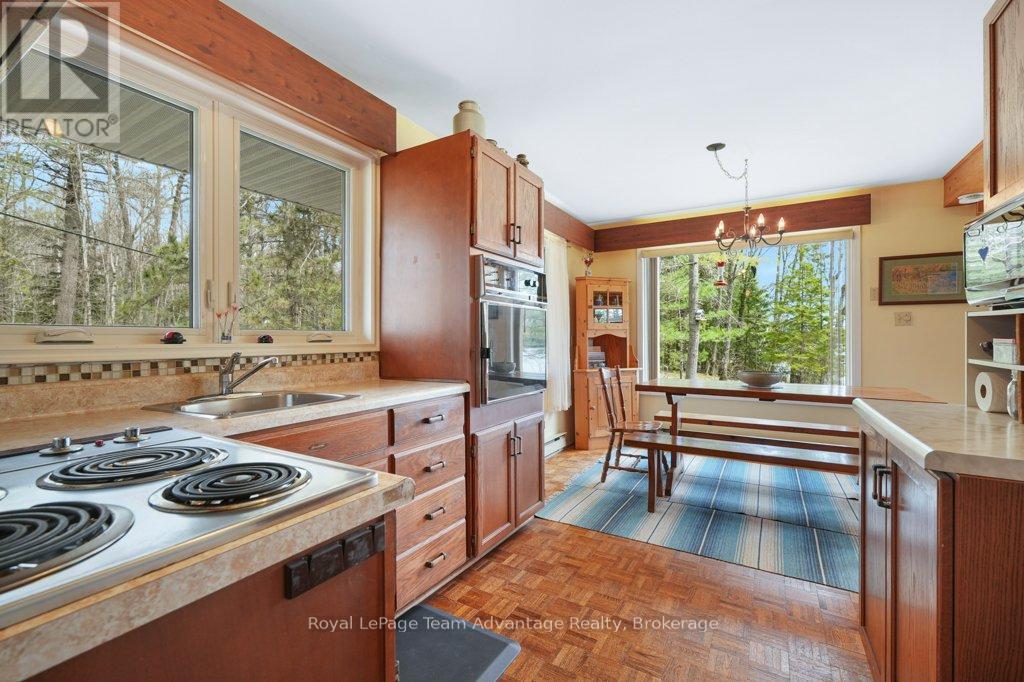 11 BIRCH LANE - 19