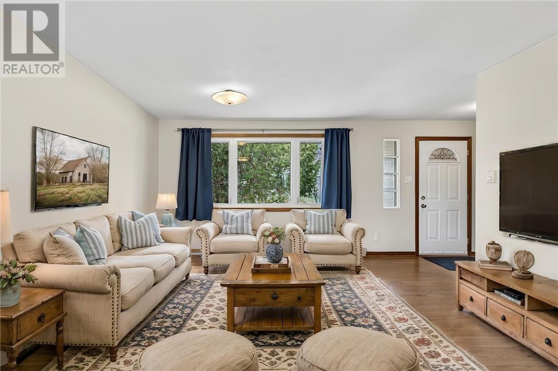 147 Harry, Sudbury, Ontario, P3B3E3 — Photo 13