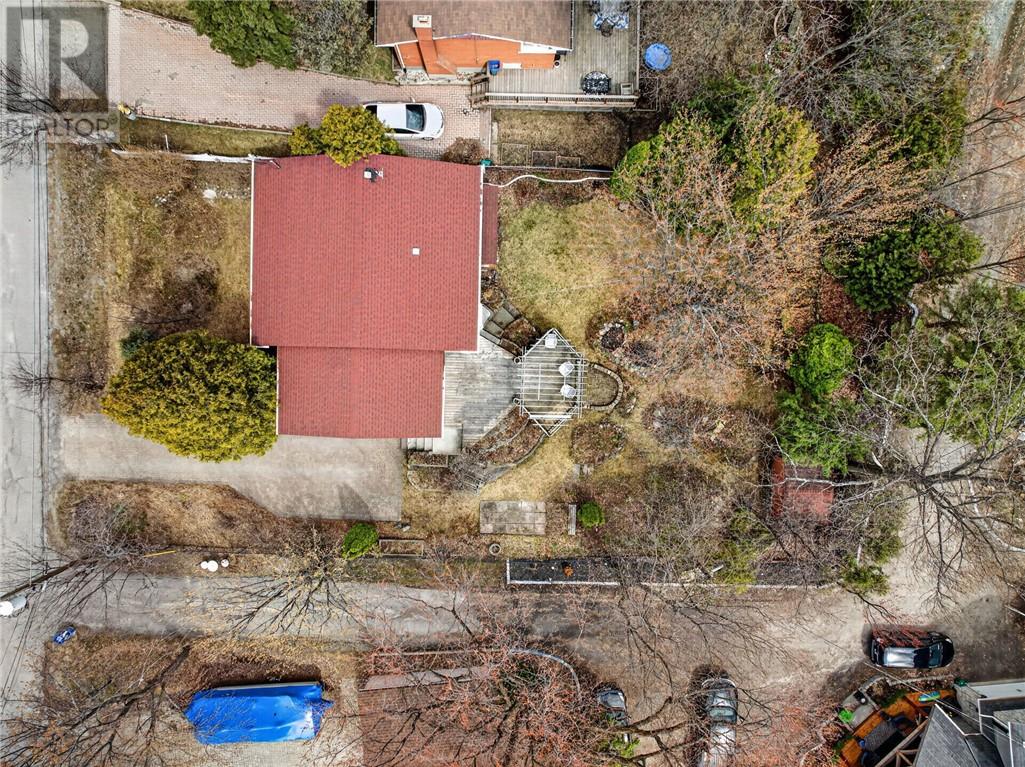 147 Harry, Sudbury, Ontario, P3B3E3 — Photo 34