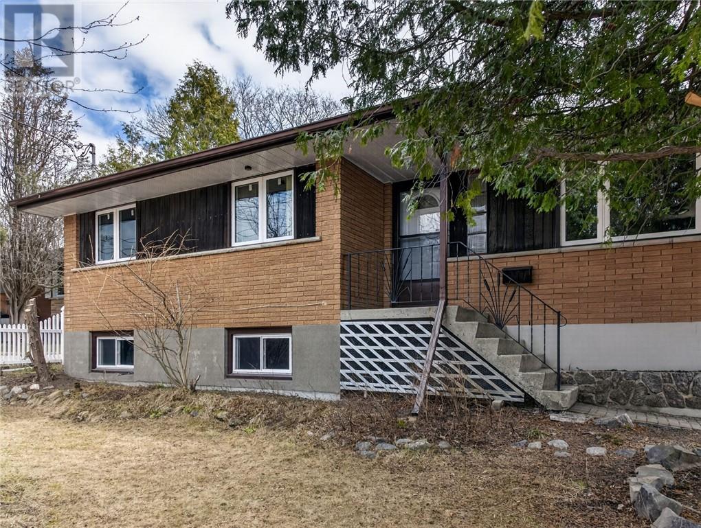 147 Harry, Sudbury, Ontario, P3B3E3 — Photo 38