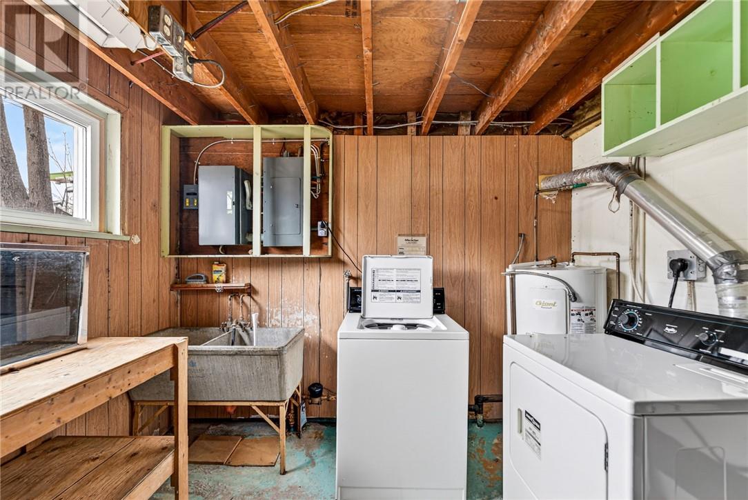 147 Harry, Sudbury, Ontario, P3B3E3 — Photo 52