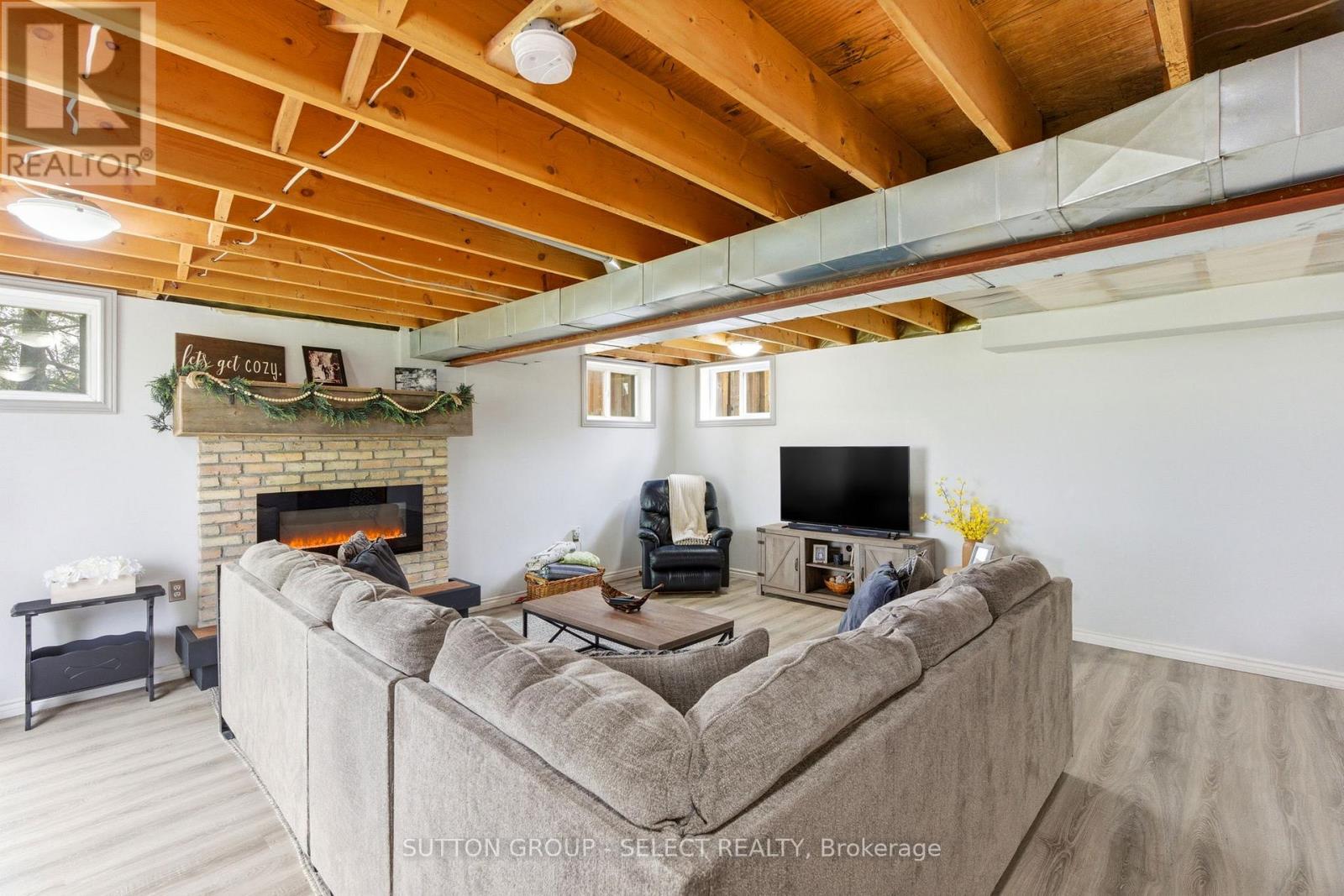 41165 KIRKTON ROAD - 22