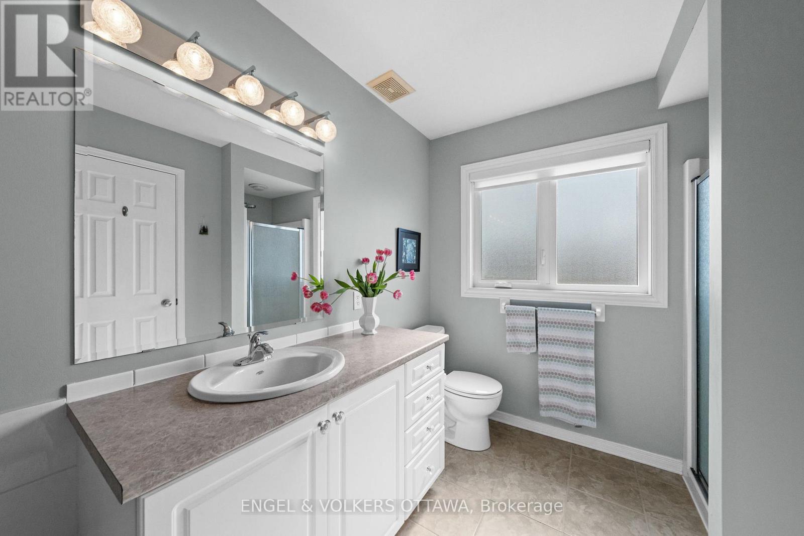 162 SORENTO STREET - 13