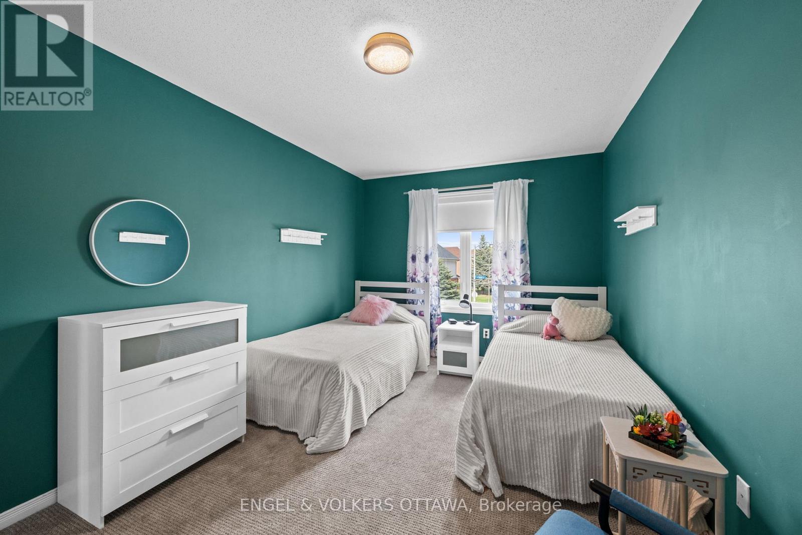 162 SORENTO STREET - 15