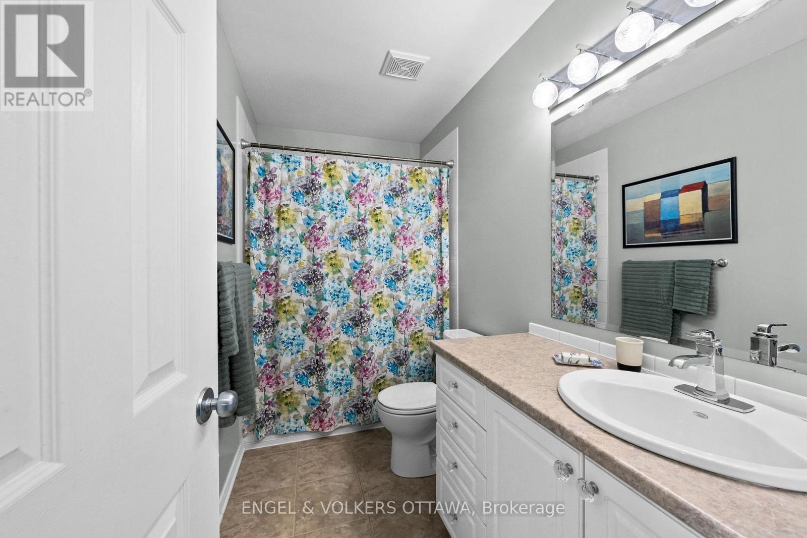 162 SORENTO STREET - 17