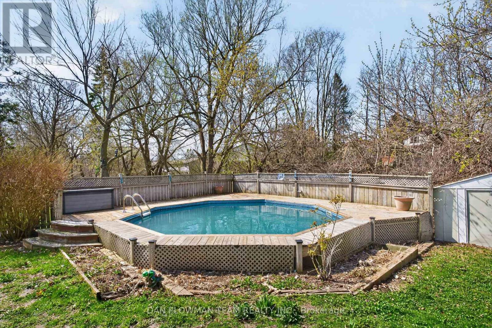 386 GRANGE COURT - 43