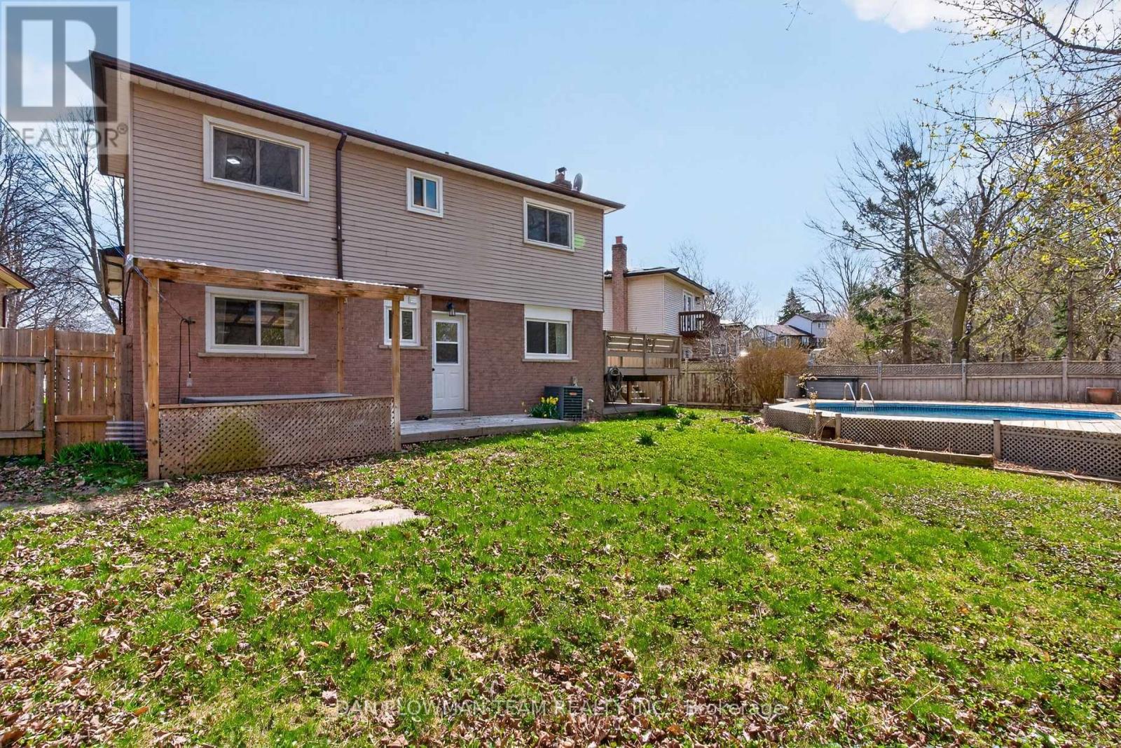 386 GRANGE COURT - 48