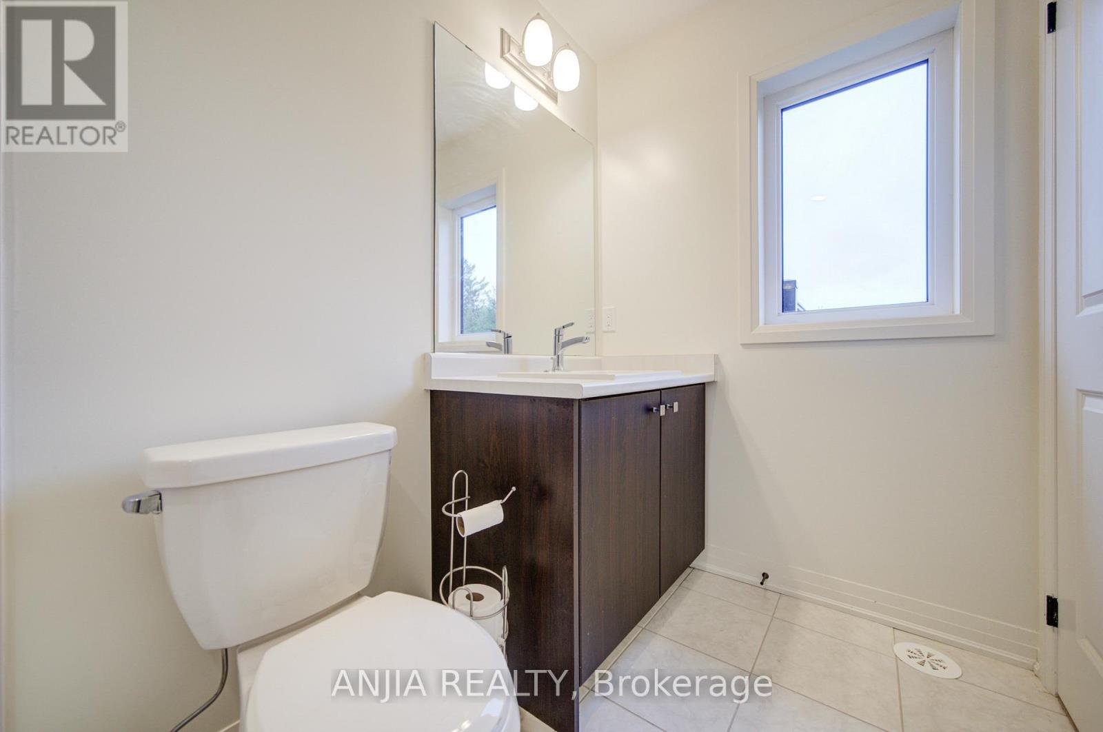 53 EMMAS WAY - 19