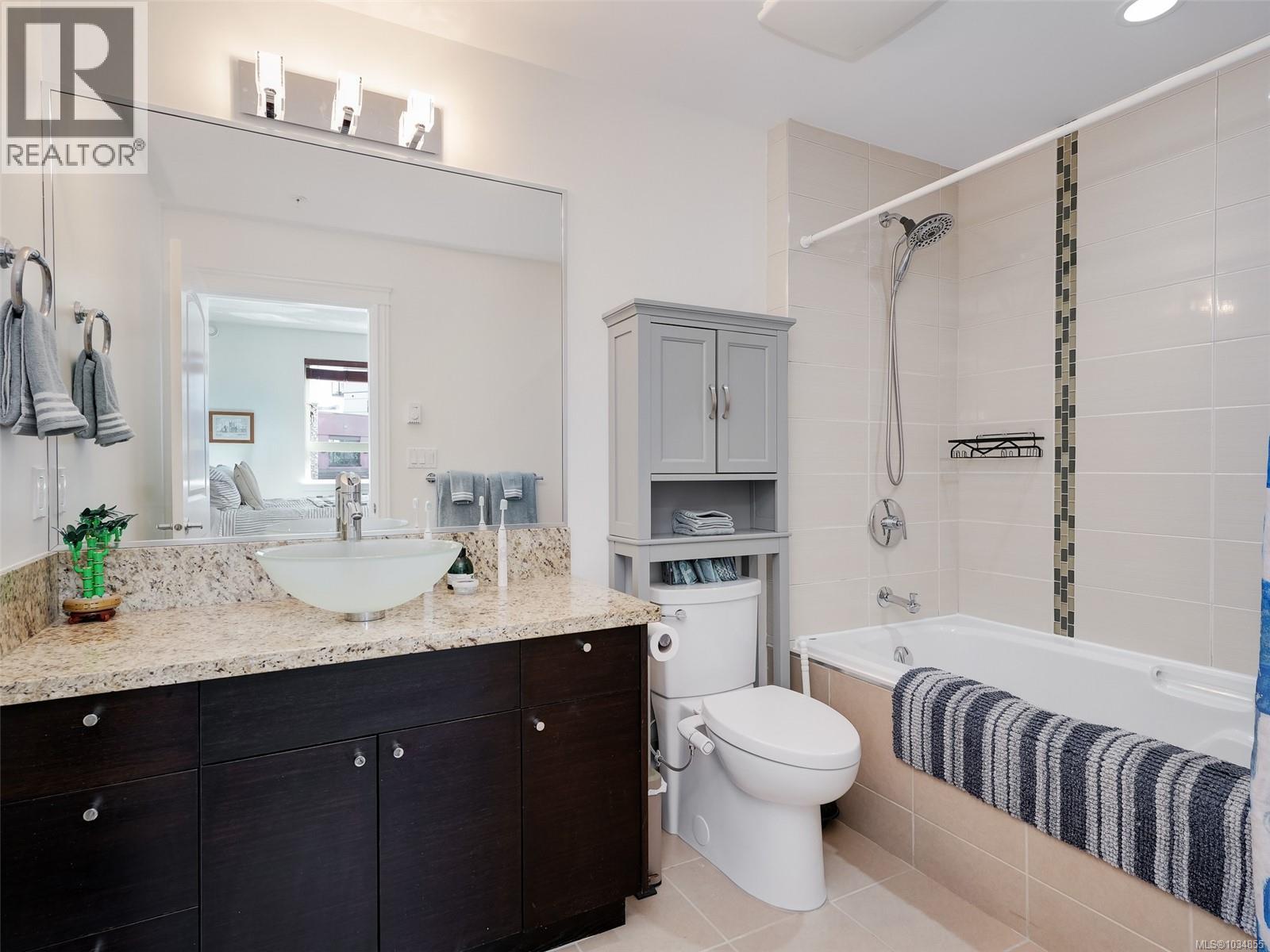 #207 751 Goldstream Ave - 15