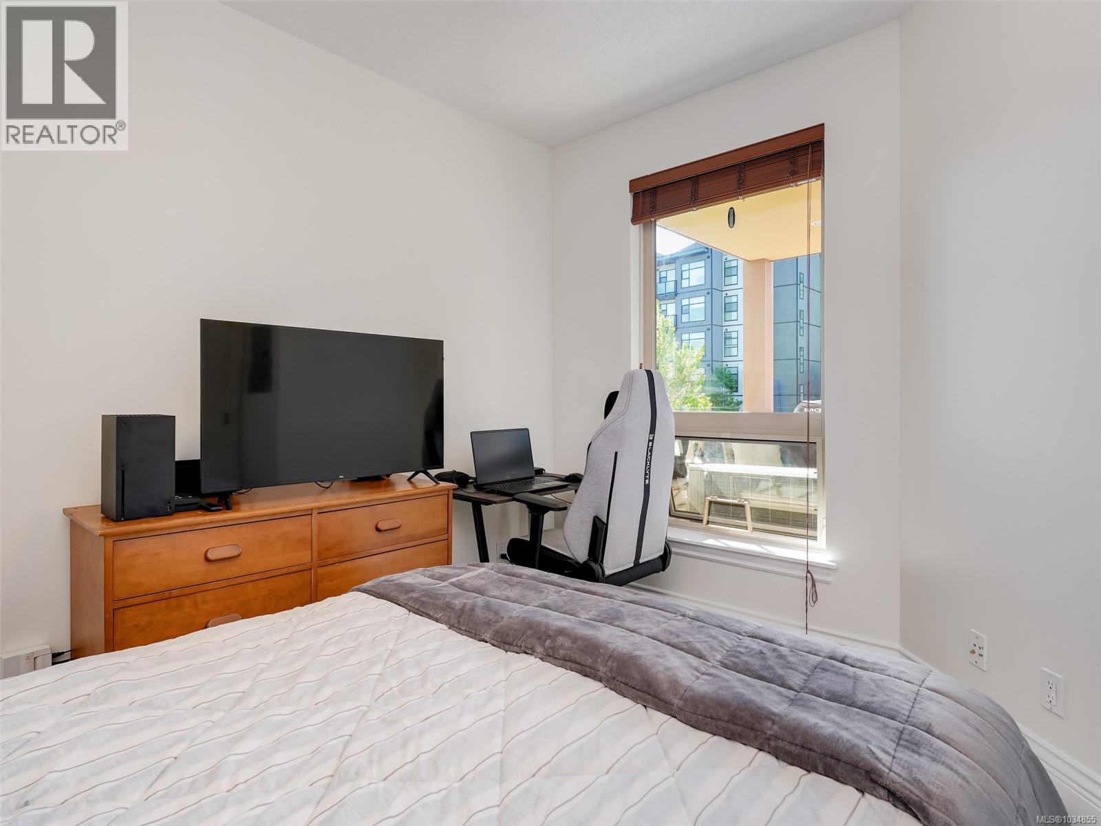 207 751 Goldstream Avenue, Langford