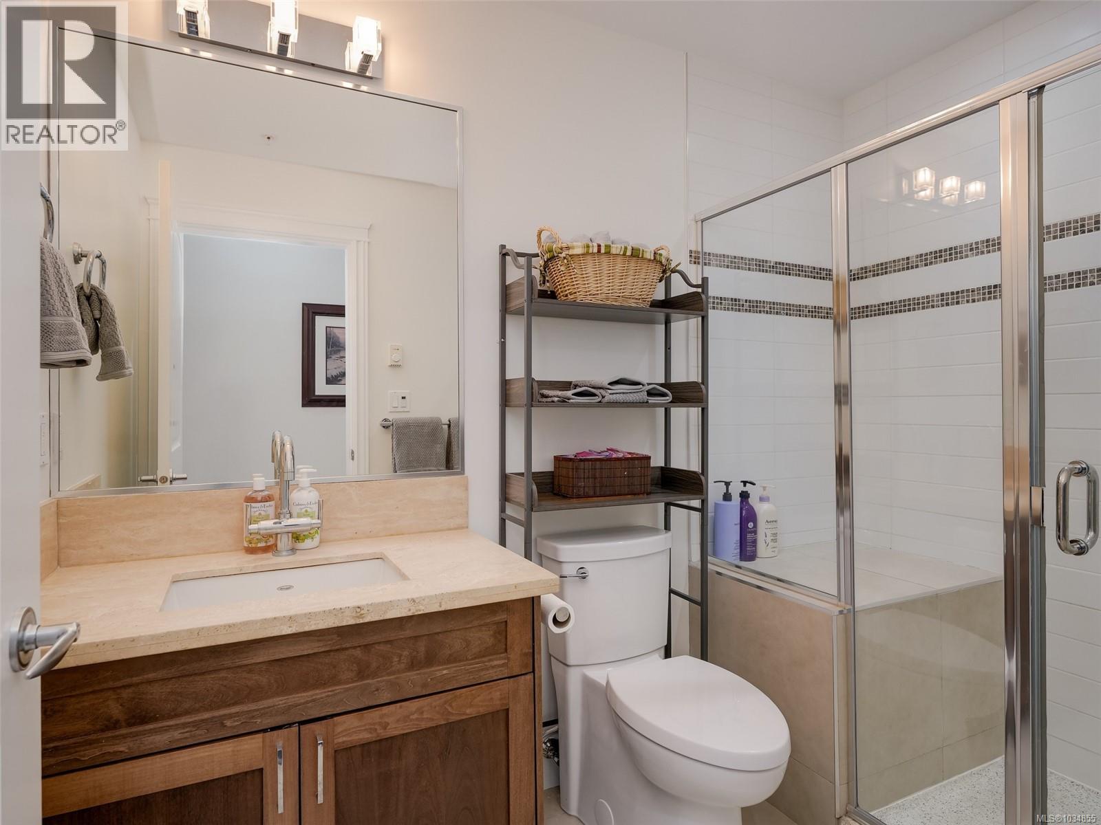 #207 751 Goldstream Ave - 19