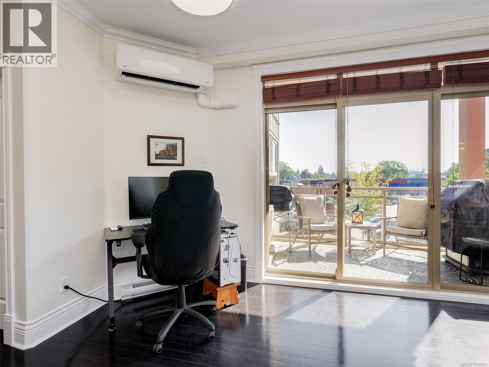 207 751 Goldstream Avenue, Langford