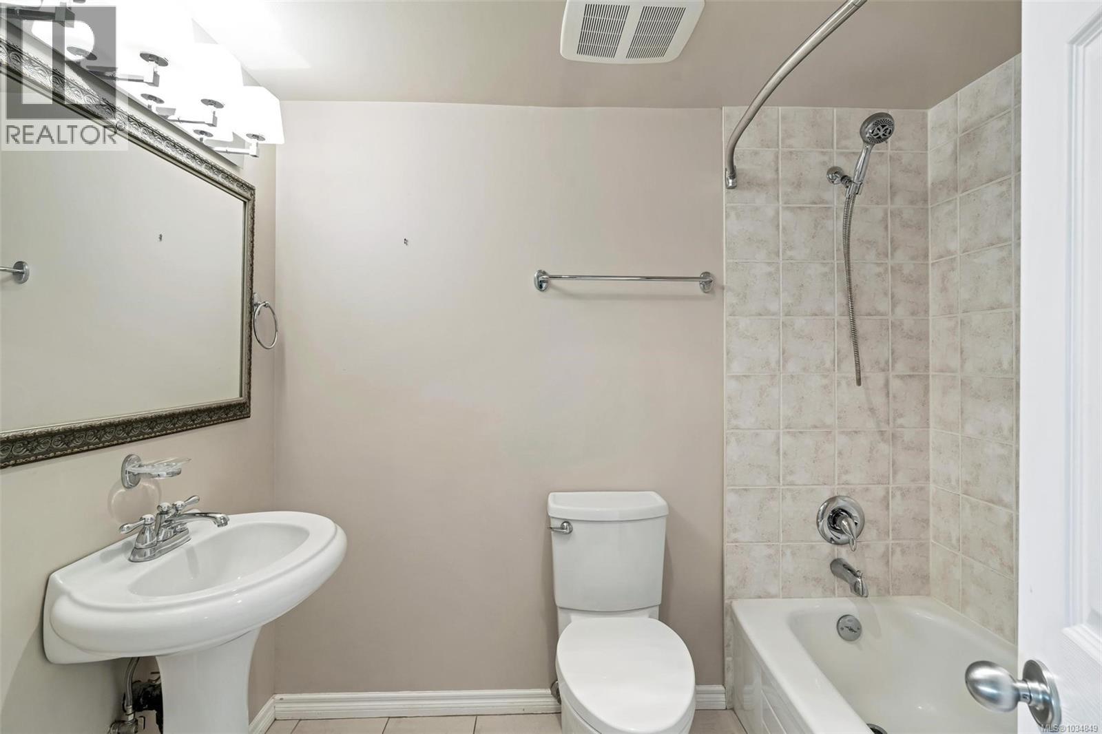 906 225 Belleville Street, Victoria