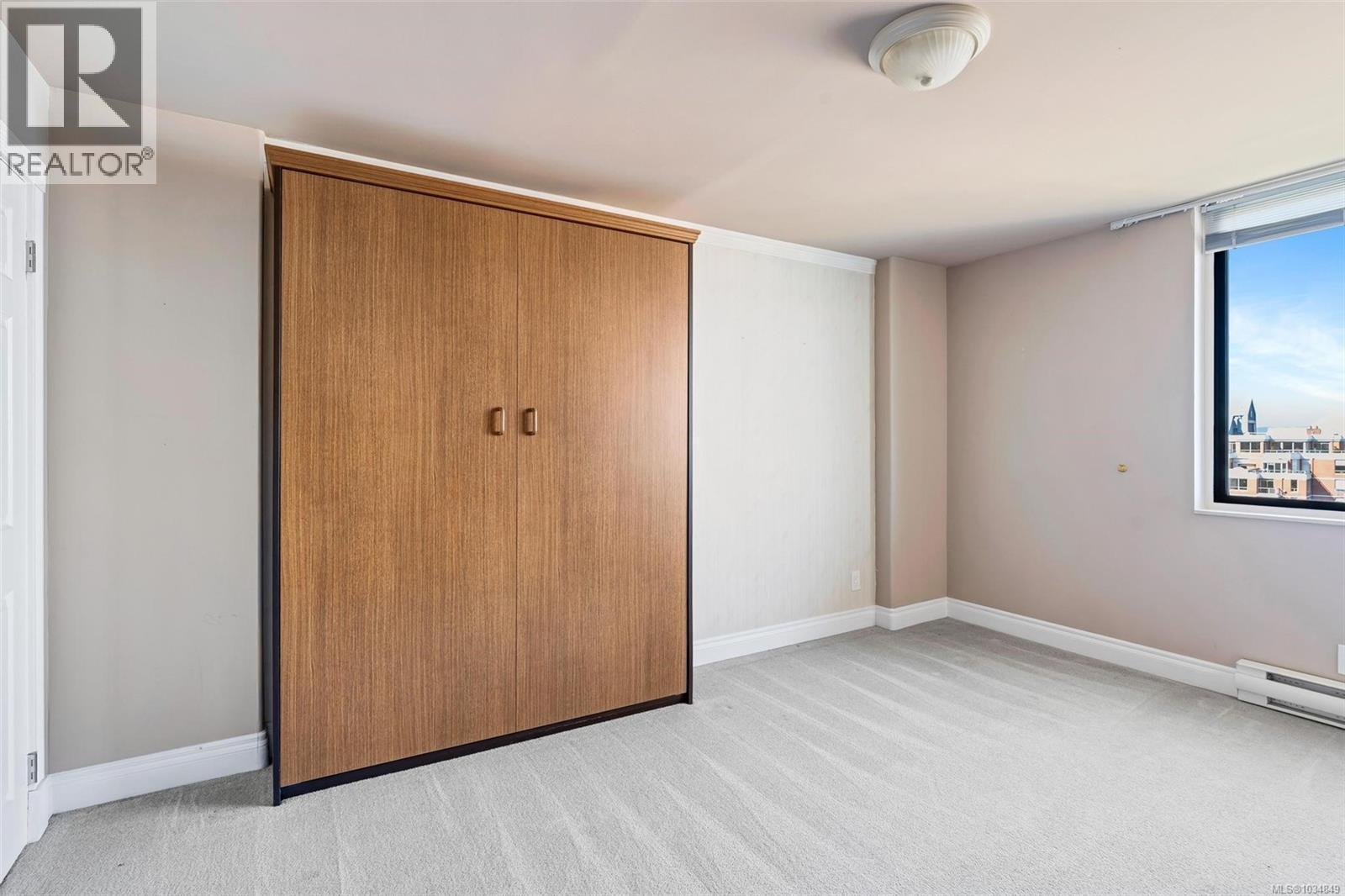#906 225 Belleville St - 25