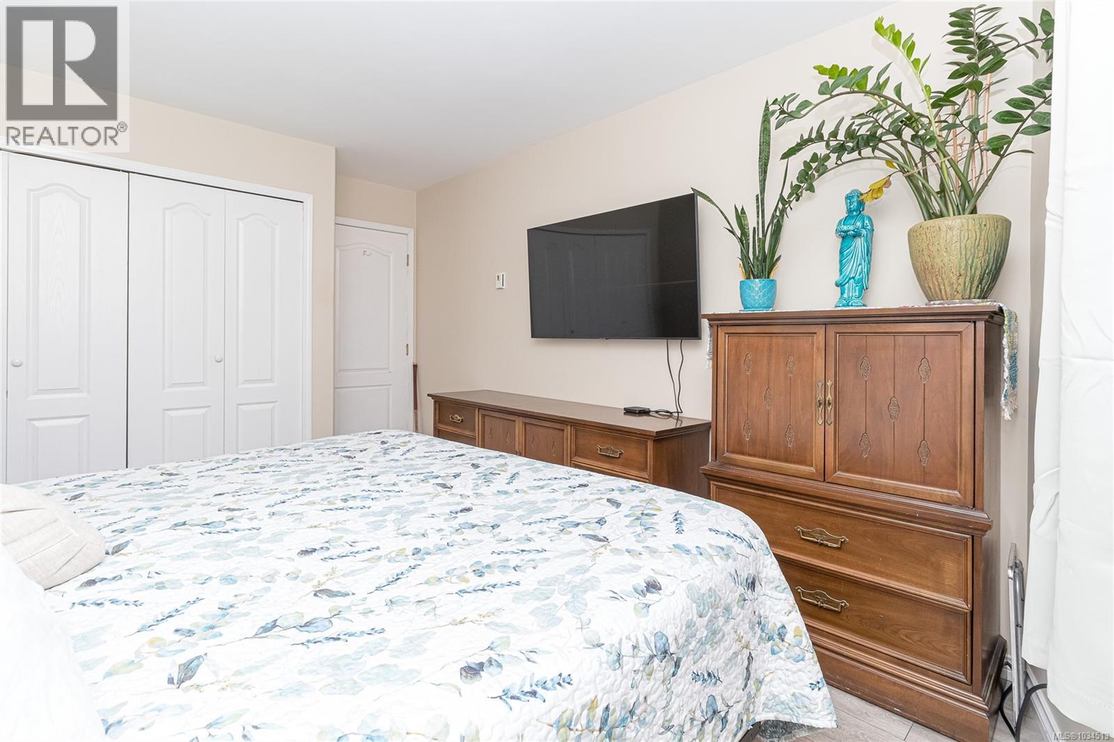  628 Bryden Court, Esquimalt