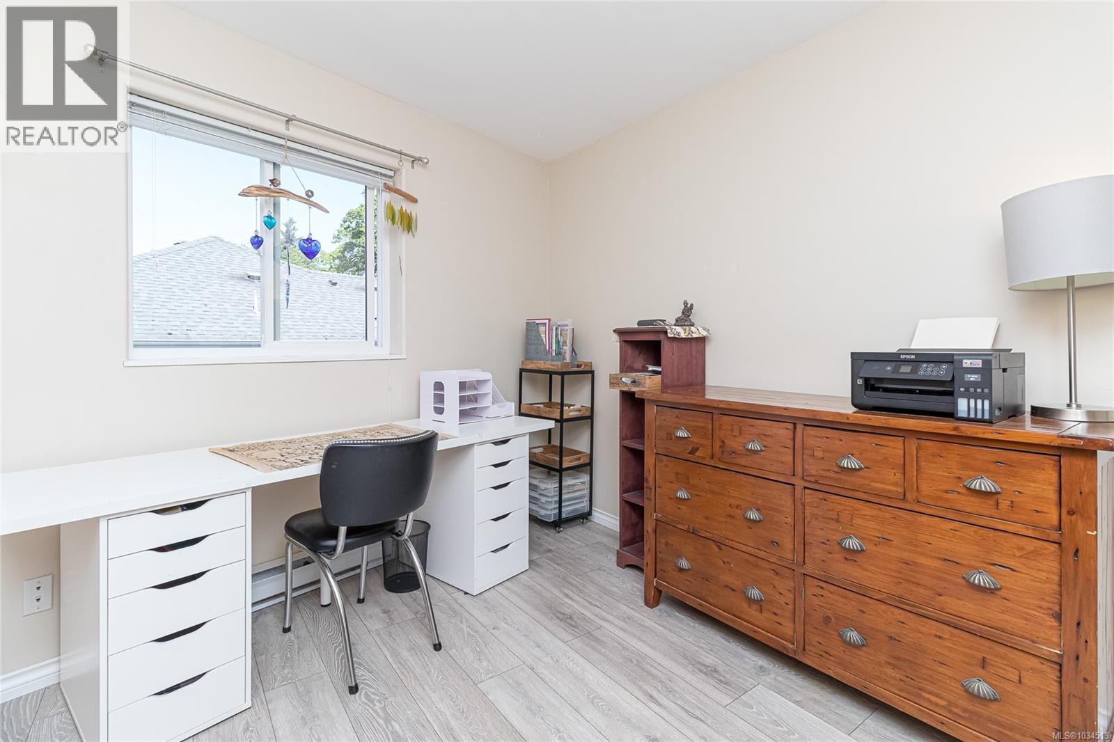  628 Bryden Court, Esquimalt