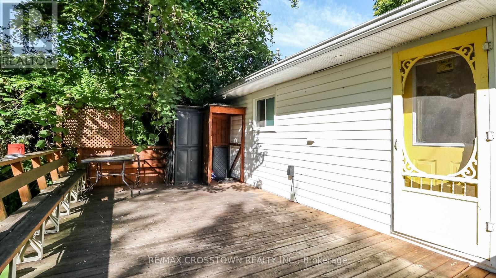 673 ROBERTS ROAD - 21