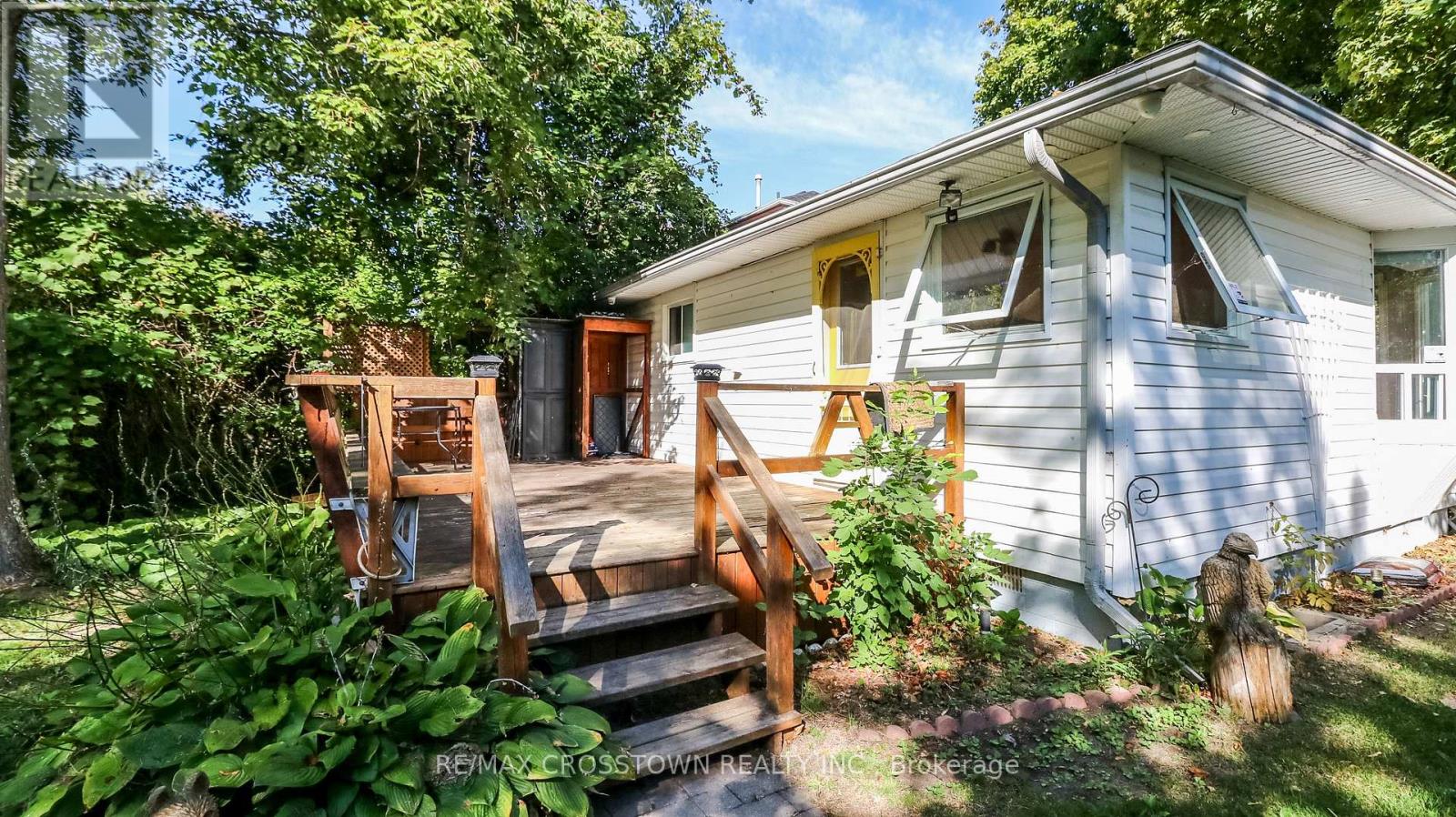 673 ROBERTS ROAD - 8