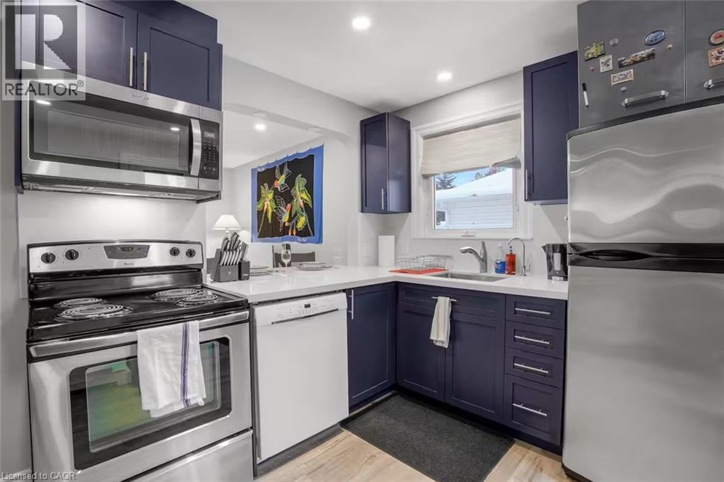 102 KRIBS Street, Cambridge, Ontario, N3C3N5 — Photo 12