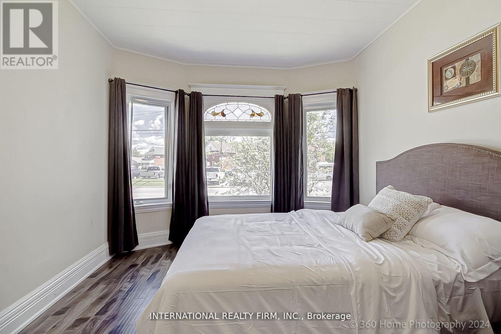 304 INNISFIL STREET - 14