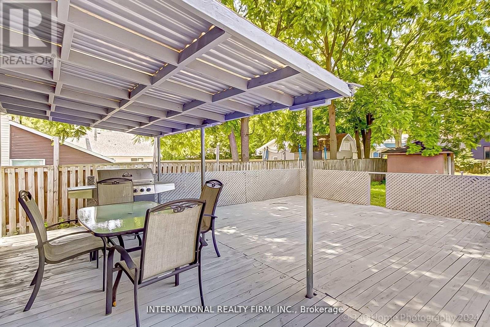 304 INNISFIL STREET - 19