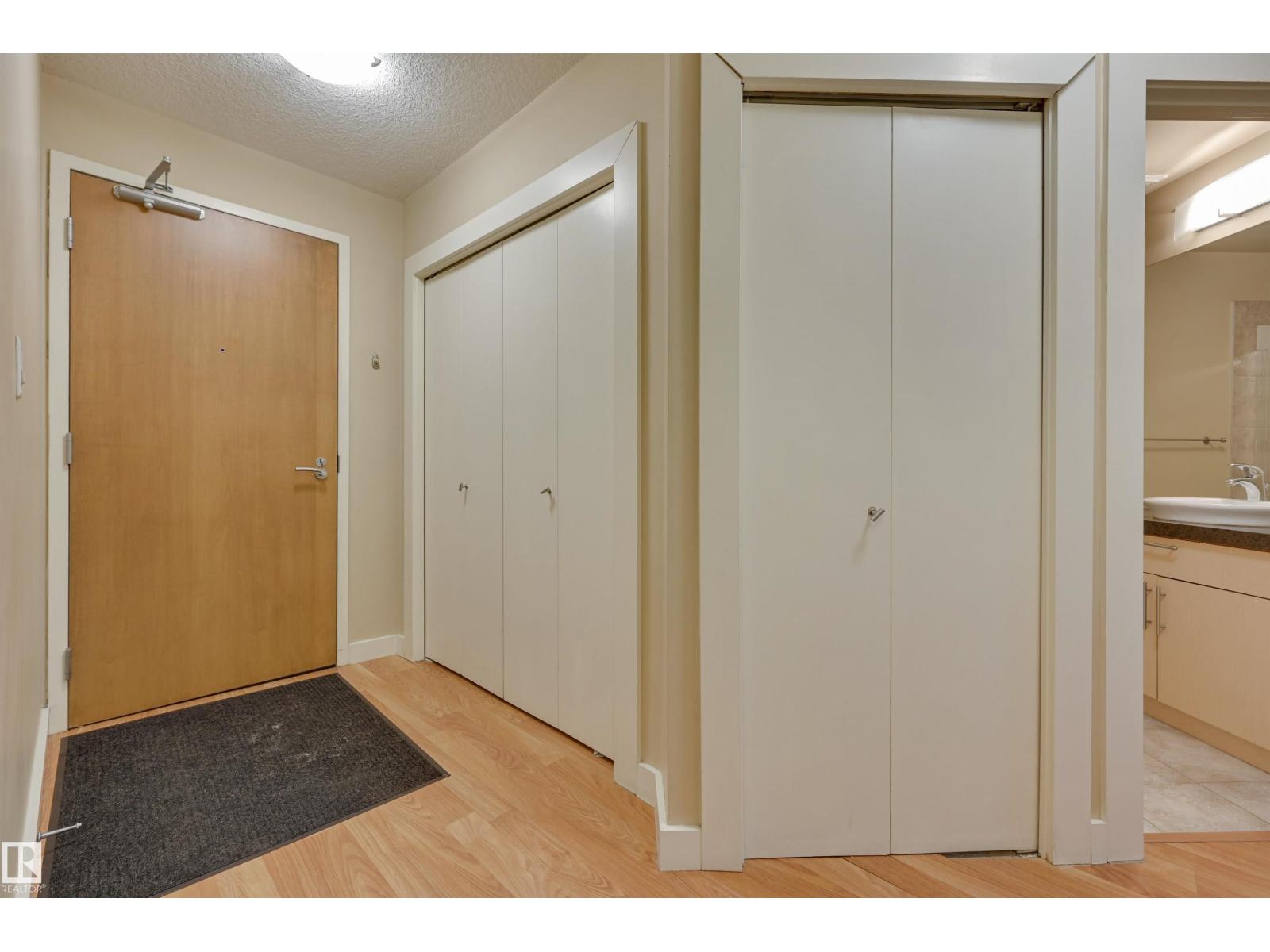 #603 10136 104 ST NW - 22