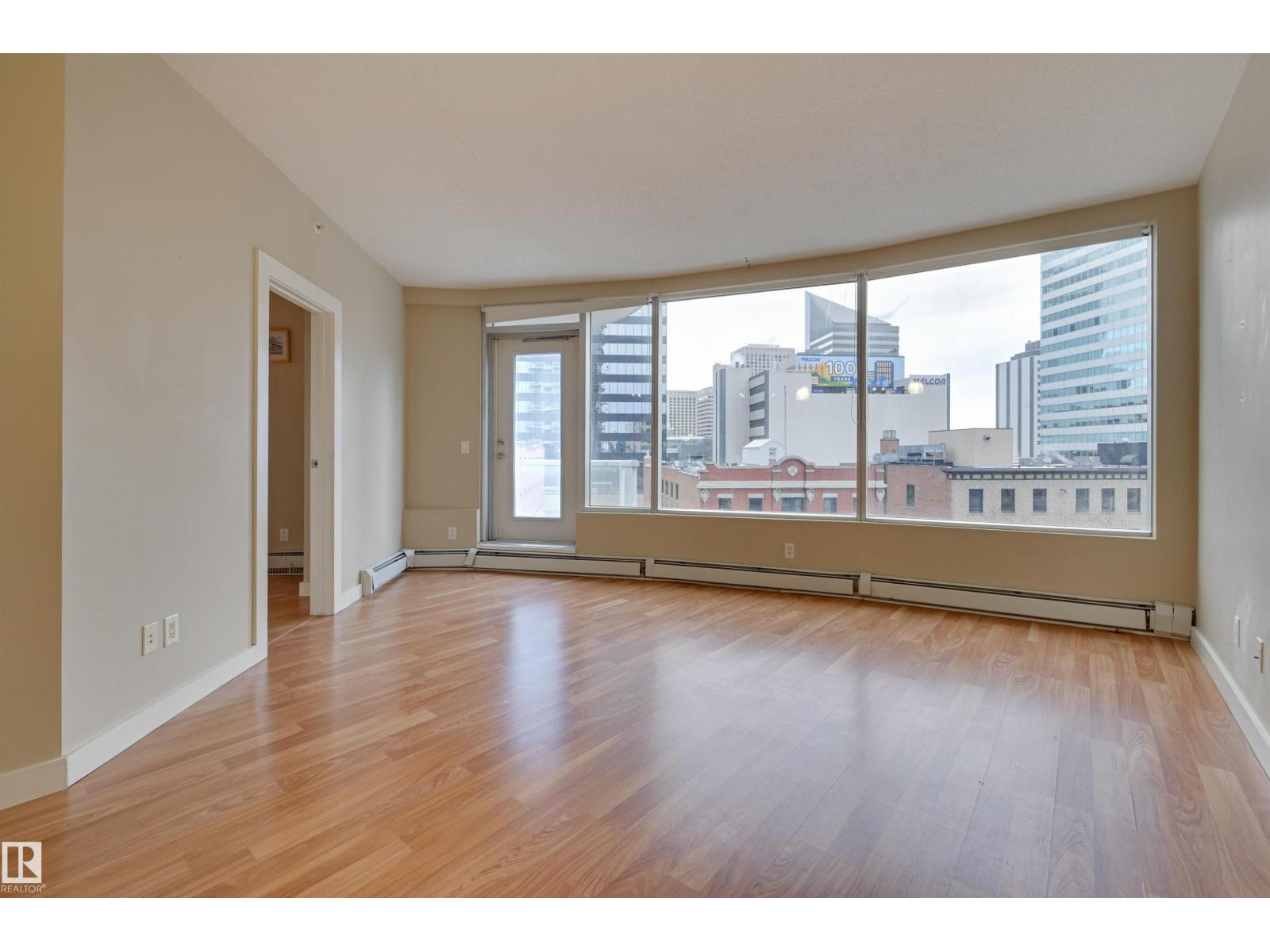 #603 10136 104 ST NW - 7