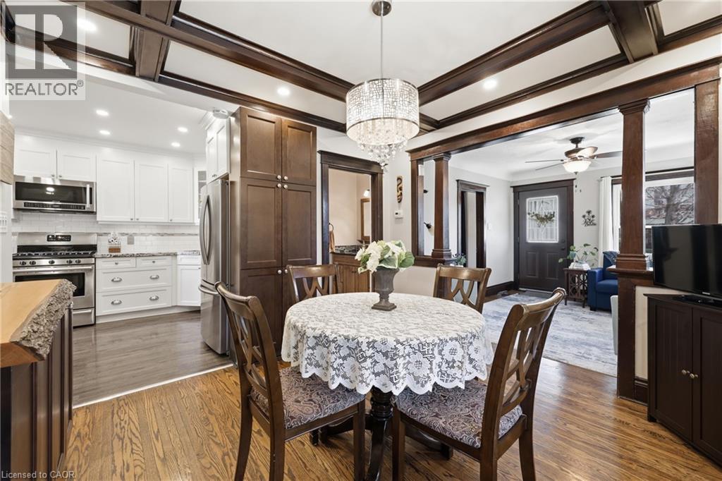 74 GRAHAM Avenue S - 9