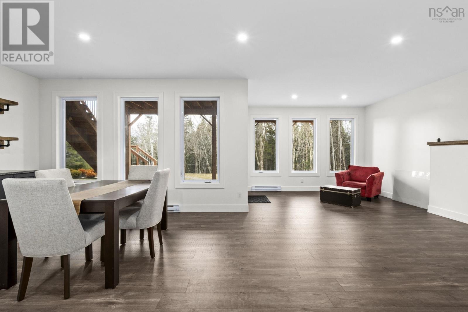 237 Magenta Drive - 29